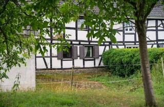 Haus kaufen in 53819 Neunkirchen-Seelscheid, Wald- Hof- Weide - Sanieren oder Neues schaffen?