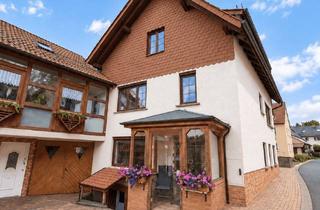 Einfamilienhaus kaufen in 36275 Kirchheim, Platz für die ganze Familie – Einfamilienhaus mit ca. 200 m² Wohnfläche