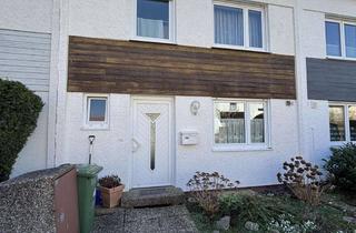 Haus kaufen in 93073 Neutraubling, Teilmodernisiertes Reihenmittelhaus in schöner Lage von Neutraubling