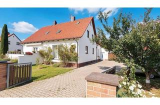 Haus kaufen in 86399 Bobingen, "Für Rechner", ältere DHH mit ELW und 802 m²!! Grund (weiter bebaubar), in Bobingen-Siedlung