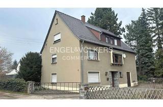 Einfamilienhaus kaufen in 08371 Glauchau, Modernisierungsbedürftiges Einfamilienhaus mit ehemaliger Praxis