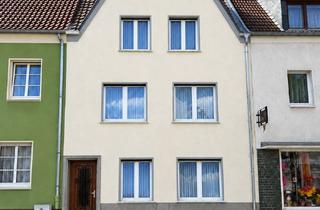 Haus kaufen in 53340 Meckenheim, **AM PULS DER STADT**Viel Platz für die Familie in der Meckenheimer Altstadt!