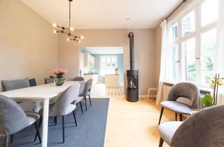 Haus mieten in Güldensöllerweg 12, 61350 Bad Homburg, Rarität: Naturnaher Luxus, exklusiv und stillvoll sanierte Wohlfühl-Villa im Chalet Stil