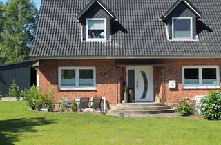 Haus mieten in Osterende 15, 24870 Ellingstedt, 5-Zimmer-Haus in Ellingstedt mit 140qm Halle zu vermieten