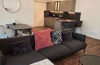 Immobilie mieten in 80796 Schwabing-West, Lichtdurchflutete, vollmöblierte 2-Zimmer Maisonettwohnung in bester Lage