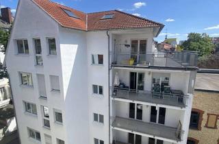 Wohnung kaufen in Krimmerstrasse 22, 63067 Kaiserlei, Stilvolle und helle 4-Zimmer-Wohnung mit Balkon in ruhiger Wohnlage von Offenbach am Main (ETW 13)