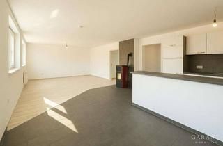 Wohnung kaufen in 89407 Dillingen, Wohnen & Arbeiten unter einem Dach - Erdgeschosswohnung mit vielseitiger Halle