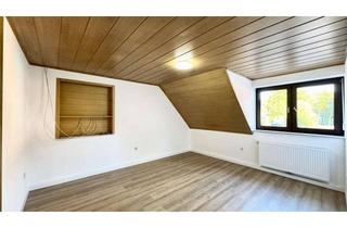 Wohnung mieten in Greifenklaustraße 12, 96182 Reckendorf, Frisch renovierte 3-Zimmer-Dachgeschosswohnung im Zweifamilienhaus mit EBK & Kaminanschluss