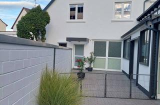 Wohnung mieten in 63165 Mühlheim, 2,5-Zimmer-Wohnung ( separates Hinterhaus ) in Mühlheim-Dietesheim am Main mit Dachterrasse