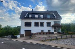 Haus kaufen in 66589 Merchweiler, Freistehendes 2-Familienhaus mit großem Grundstück, Waldblick und vielseitigen Möglichkeiten