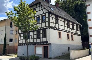 Haus kaufen in Müllheimertalstraße 84, 69469 Weinheim, Historisches Fachwerkhaus in Weinheim – Zweifamilienhaus mit Geschichte und Zukunft