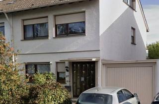 Haus mieten in Germanenstrasse 25, 53859 Niederkassel, Ruhiges Reihenendhaus mit idyllischem Garten & neuer Wärmepumpe – Viel Platz zum Wohlfühlen!