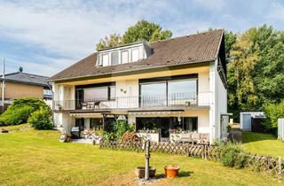 Wohnung kaufen in 53773 Hennef, Großzügige Erdgeschosswohnung inkl. vermieteter Einliegerwohnung in Hennef Lanzenbach!