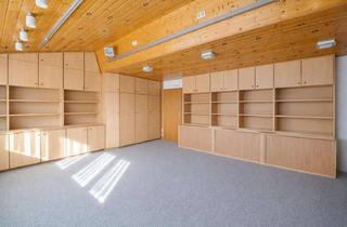 Praxen kaufen in 71566 Althütte, Perfekt für Wohnen & Arbeiten: Praxis- & Seminarhaus mit Wohnbereich – Mischgebiet in Althütte