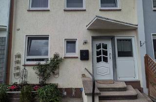 Reihenhaus kaufen in Garnseeweg 67, 29225 Celle, Einziehen und aufblühen: modernisiertes 5,5 Zimmer Reihenhaus mit Garten & Terrasse – provisionsfrei