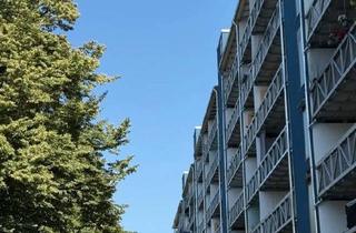 Wohnung kaufen in 63067 Offenbach am Main, Offenbach am Main - Großzügige 2-Zimmer-Wohnung mit Loggia und Aufzug in Offenbac