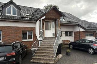 Wohnung kaufen in 58566 Kierspe, Kierspe - Gepflegte 2-Zimmer DG-Wohnung mit Stellplatz in Kierspe-Rönsahl