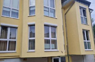 Wohnung kaufen in 44807 Bochum, Bochum - 2-Zimmer-Whg Bochum-Riemke in ruhiger Lage (U35-Nähe) mit Balkon