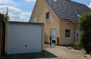 Doppelhaushälfte kaufen in 39116 Magdeburg, Magdeburg - Doppelhaushälfte mit Garten,Pool,Garage in Magdeburg-Ottersleben