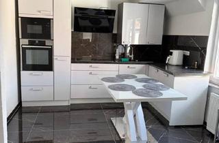 Wohnung kaufen in 66953 Pirmasens, Pirmasens - Komplett renovierte 2-Zimmer DG-Wohnung mit Balkon in Pirmasens