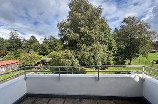 Wohnung kaufen in 24944 Flensburg, Flensburg - Helle 2-Zi-DG-Whg in FL-Mürwik, Balkon, kernsaniert, 2 Stellplätz