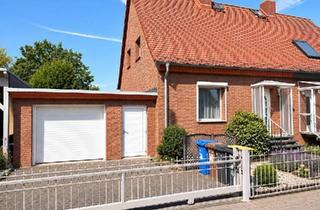 Doppelhaushälfte kaufen in 39118 Magdeburg, Magdeburg - PROVISIONSFREI: Doppelhaushälfte mit großem Garten,Garage & Kamin