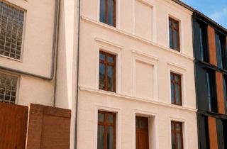 Haus kaufen in 23966 Wismar, Wismar - Sanierungsobjekt Bestlage Altstadt WismarStadthaus - MFH KfW55