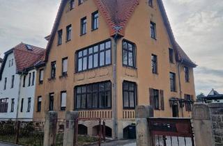 Mehrfamilienhaus kaufen in 08412 Werdau, Werdau - Mehrfamilienhaus mit Stil in exponierter Lage