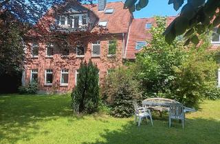 Wohnung kaufen in 24568 Kaltenkirchen, Kaltenkirchen - Eigentumswohnung in ruhiger, schöner Lage in ehem. Dorfschule