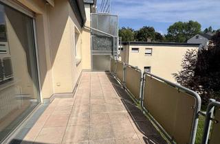 Penthouse kaufen in 65191 Bierstadt, Penthouse-Charakter / Blick/ Aufzug/ Tiefgarage zuzüglich ein Büro im Haus