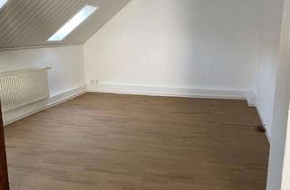 Wohnung kaufen in Antoninusstraße 16, 60439 Heddernheim, Prov frei – Frankfurt Heddernheim, Charmante 2-Zimmer Wohnung, 2. OG, frisch saniert