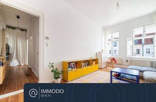 Wohnung kaufen in Prenzlauer Berg, 10437 Prenzlauer Berg, Kapitalanlage in Bestlage von Prenzlauer Berg! – Sonniger 2-Zi.-Stuck-Altbau mit Balkon & Aufzug