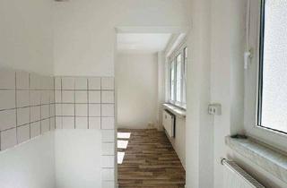 Wohnung mieten in Heinrich-Heine-Straße 12c, 01705 Freital, Kuschelnest mit Blick ins Grüne!