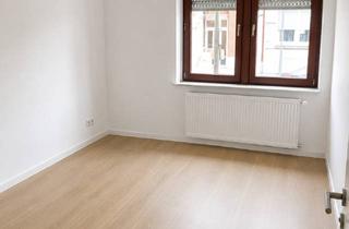 Wohnung mieten in 46045 Altstadt-Süd, Wohnen mit Charakter: Geräumige 3-Zimmer-Wohnung in Oberhausen