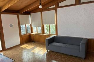 Wohnung mieten in Meisenstr., 97509 Kolitzheim, Schöne Dachgeschoßwohnung mit Einbauküche, Wintergarten und Balkon in Kolitzheim