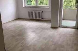 Sozialwohnungen mieten in Banater Weg 21, 33609 Baumheide, Schöne 2 Zimmer-Wohnung mit Balkon in Baumheide (WBS)