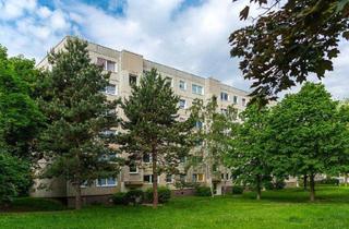 Wohnung mieten in Sanddornstr. 28, 01169 Gorbitz-Nord/Neu-Omsewitz, Familienfreundliche 3-Zimmer-Wohnung mit Balkon !