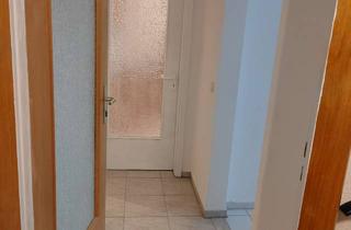 Wohnung mieten in 64342 Seeheim-Jugenheim, Geschmackvolle 3,5 Zimmer-Wohnung mit sehr großem Balkon in Seeheim-Jugenheim Ortsteil Stettbach