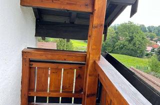 Wohnung mieten in 83075 Bad Feilnbach, Ruhige 2-Zimmer-Dachgeschosswohnung mit Bergblick und überdachtem Balkon in Bad Feilnbach
