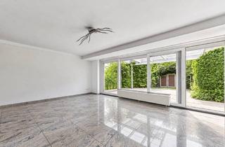 Reihenhaus kaufen in 85716 Unterschleißheim, Familientraum im Grünen: Gepflegtes Reihenhaus mit Dachterrasse, Kamin & sonnigem Garten