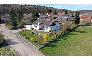 Haus kaufen in Tannenweg, 92363 Breitenbrunn, Gepflegter Bungalow mit Ausbaupotenzial im DG, herrlichem Garten und Doppelgarage in Top Lageg