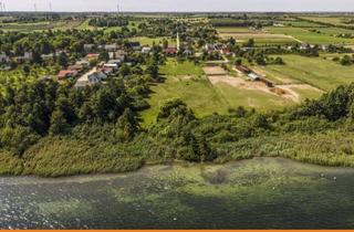Haus kaufen in 14542 Werder (Havel), Exclusive residence on a spacious waterfront lot with a separate outbuilding on Lake Großer Plessow