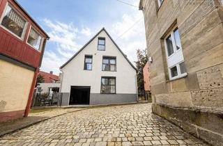 Haus kaufen in 90768 Vach, Kernsaniertes Zuhause mit vielen Möglichkeiten – flexibel wohnen auf drei Ebenen in Fürth-Vach