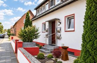 Mehrfamilienhaus kaufen in 31157 Sarstedt, Mehrfamilienhaus mit vier Wohneinheiten