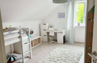 Haus mieten in Kampheide 28, 33619 Schröttinghausen, Moderne 6-Zimmer-Doppelhaushälfte mit Garten, Dachboden & 2 Stellplätzen in Bielefeld