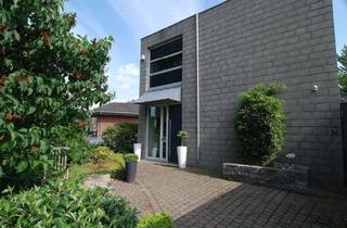 Haus mieten in Holstener Weg 24, 48499 Salzbergen, Architektenhaus im Bauhausstil mit großzügigem Südgarten in Emsnähe