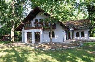 Haus mieten in 90455 Weiherhaus, Rarität: Einfamilienhaus mit Doppelgarage und herrlichem alten Baumbestand in Nbg.- Weiherhaus
