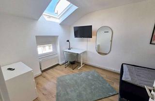 Immobilie mieten in Uhlandstraße Ii 2.Ogli 00, 60314 Ostend, Ab 01.10.2026- modern möbliertes Zimmer in 4er WG - top Lage Ostend - fußläufig zur EZB