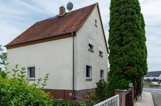 Haus kaufen in 63303 Dreieich, ACHTUNG! Nur für Kapitalanleger!!! Wohnhaus mit großem Grundstück - rund 5,7 % Brutto-Rendite in Offenthal