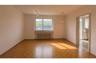 Wohnung kaufen in 79540 Lörrach, Ganz oben zuhause: 4-Zimmer-Wohnung mit Balkon und traumhaftem Weitblick